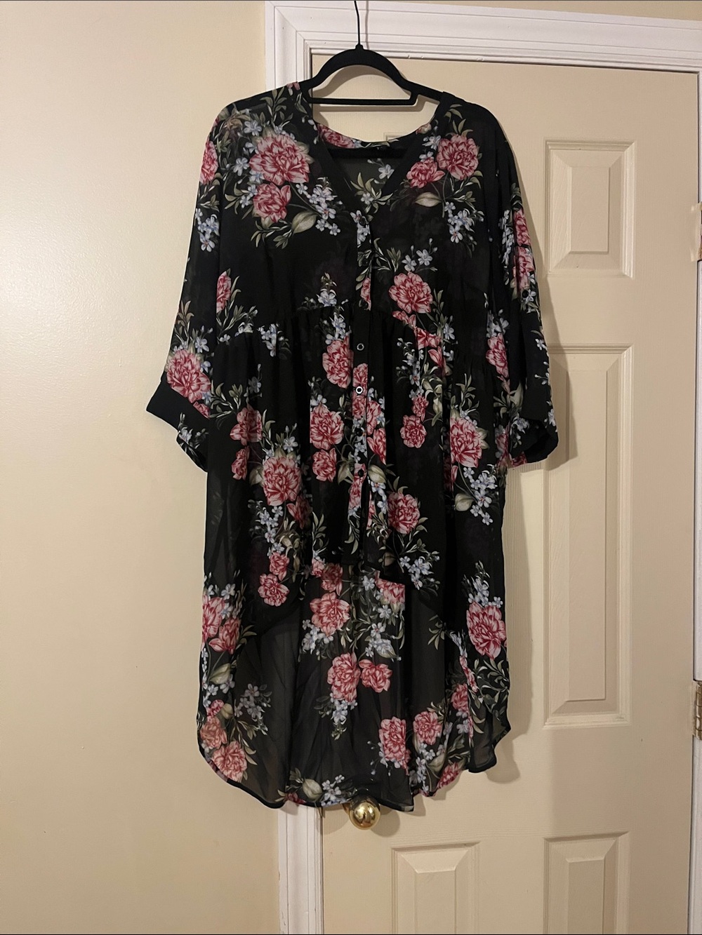 Floral Button-Front Black Maxi Top with Pink Roses
